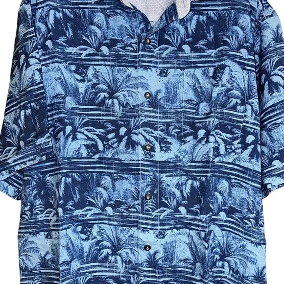 Tommy Bahama Blue Hawaiian Print Short Sleeve Button Down Shirt Size 1XLB - Picture 4 of 8